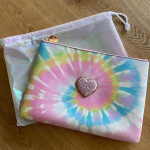 Stoney clover tie dye flat pouch